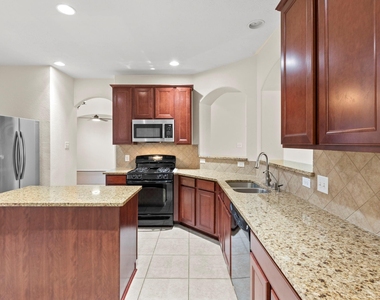 16710 Jelly Park Stone Drive - Photo Thumbnail 21