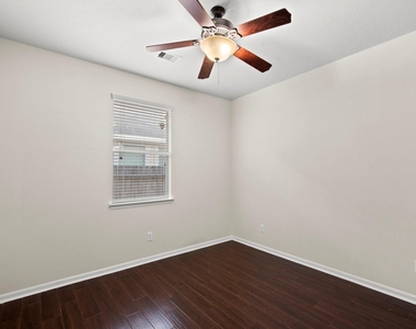 16710 Jelly Park Stone Drive - Photo Thumbnail 14