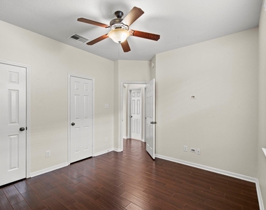 16710 Jelly Park Stone Drive - Photo Thumbnail 15