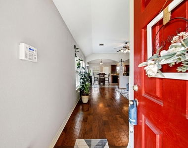3414 Oaklawn Place Drive - Photo Thumbnail 1