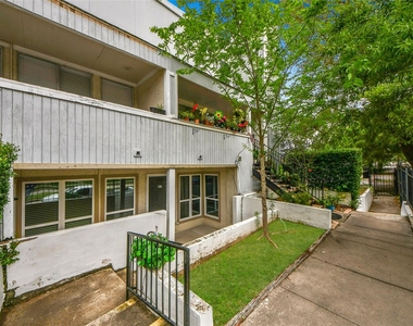 781 Country Place Drive - Photo Thumbnail 27