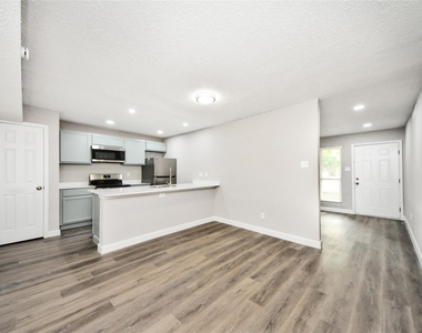 781 Country Place Drive - Photo Thumbnail 12