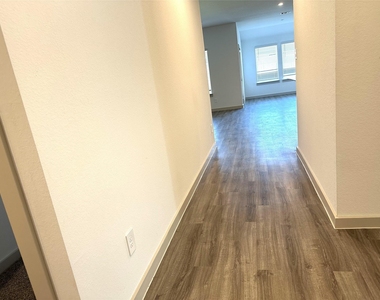 7815 Elm Birch - Photo Thumbnail 2