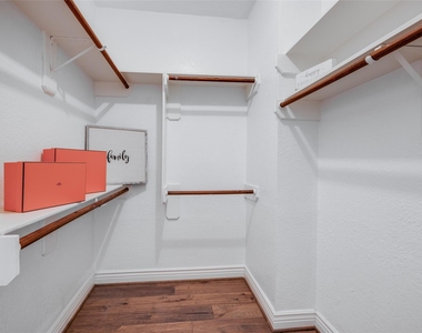 5534 Honor Drive - Photo Thumbnail 26