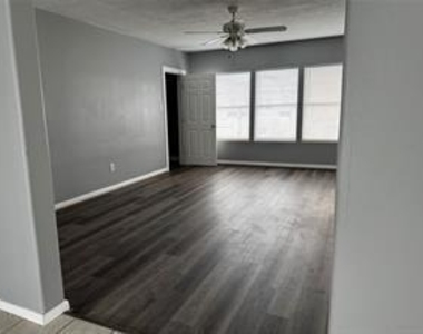 2716 Truxillo Street - Photo Thumbnail 4