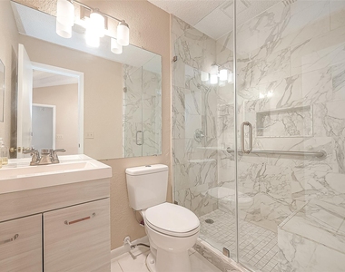 3231 E Heatherock Circle - Photo Thumbnail 25