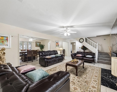 7511 Theisswood Road - Photo Thumbnail 1