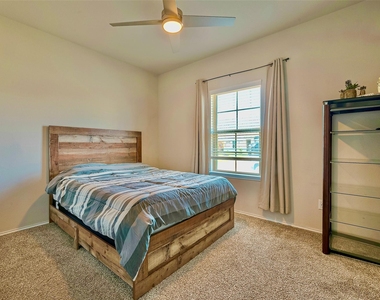 4110 Rapallo Ct - Photo Thumbnail 24