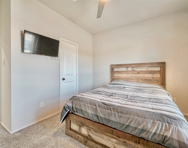 4110 Rapallo Ct - Photo Thumbnail 23