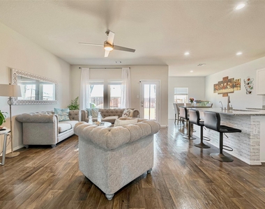 4110 Rapallo Ct - Photo Thumbnail 13