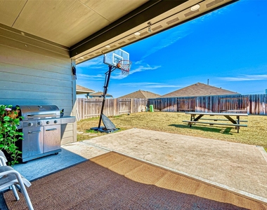4110 Rapallo Ct - Photo Thumbnail 37