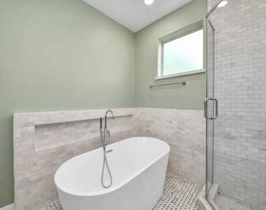 1716 Stuart Street - Photo Thumbnail 29