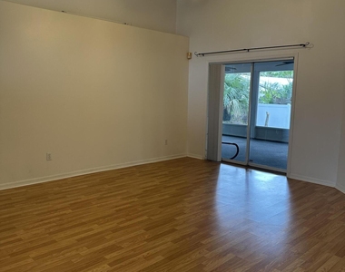 632 Bayfront Terrace - Photo Thumbnail 14