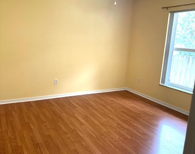 632 Bayfront Terrace - Photo Thumbnail 6