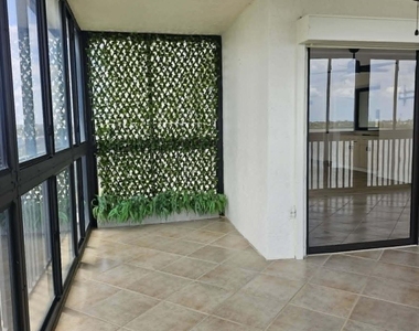 250 S Sykes Creek Parkway - Photo Thumbnail 17