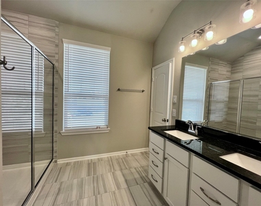 5255 Prairie Terrace Lane - Photo Thumbnail 11