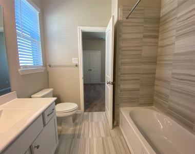 5255 Prairie Terrace Lane - Photo Thumbnail 16