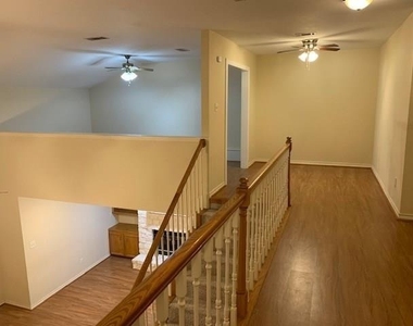 1922 20th Street - Photo Thumbnail 11