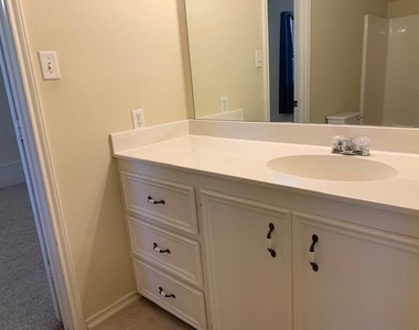 1922 20th Street - Photo Thumbnail 22