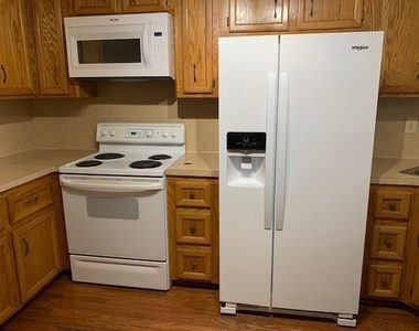 1922 20th Street - Photo Thumbnail 31