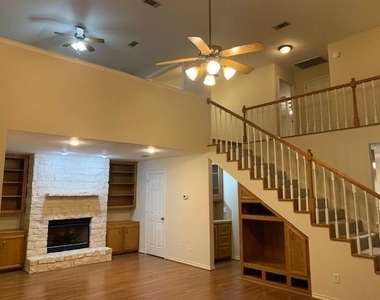 1922 20th Street - Photo Thumbnail 9