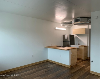 2421 Stone Street - Photo Thumbnail 2