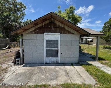1630 Agnes Avenue Se - Photo Thumbnail 18
