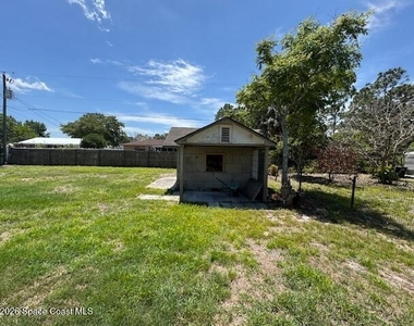 1630 Agnes Avenue Se - Photo Thumbnail 17