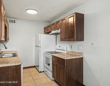 1123 Tree Ridge Lane Ne - Photo Thumbnail 8