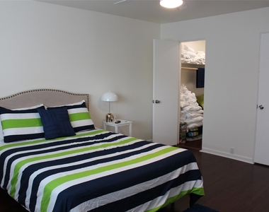 5343 Richmond Avenue - Photo Thumbnail 3