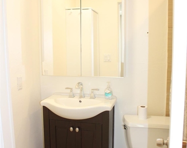 5343 Richmond Avenue - Photo Thumbnail 6