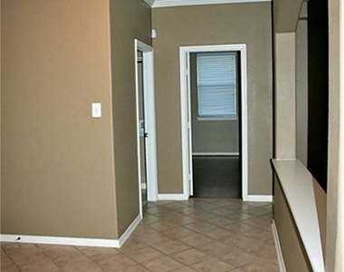 5602 Walkabout Way - Photo Thumbnail 22
