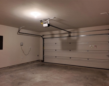 16241 Parish Pointe Court - Photo Thumbnail 11