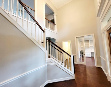 4831 Whitby Circle - Photo Thumbnail 1