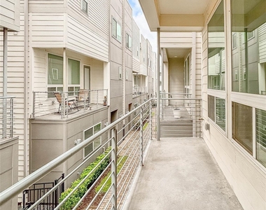 341 Eado Park Circle - Photo Thumbnail 13