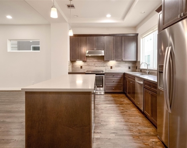 341 Eado Park Circle - Photo Thumbnail 3