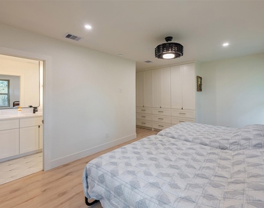 5326 Carew Street - Photo Thumbnail 18