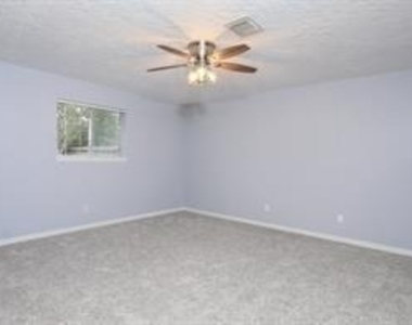 214 Kimswick Court - Photo Thumbnail 12