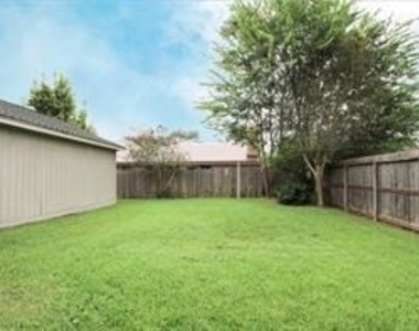 214 Kimswick Court - Photo Thumbnail 15