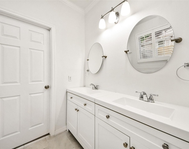 10 Delphinium Place - Photo Thumbnail 33