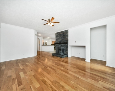 10 Delphinium Place - Photo Thumbnail 25