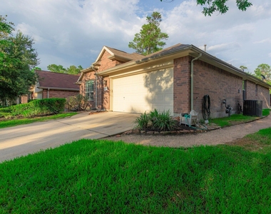 10 Delphinium Place - Photo Thumbnail 2