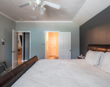 10 Delphinium Place - Photo Thumbnail 27
