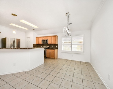 10 Delphinium Place - Photo Thumbnail 18