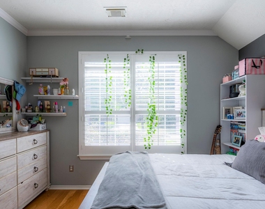 10 Delphinium Place - Photo Thumbnail 10