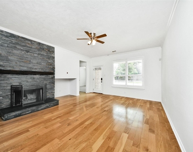10 Delphinium Place - Photo Thumbnail 19