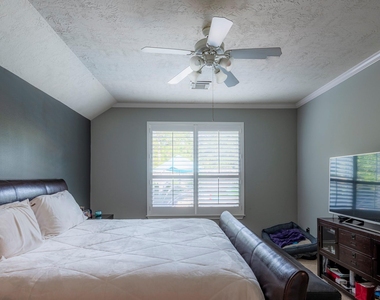 10 Delphinium Place - Photo Thumbnail 24