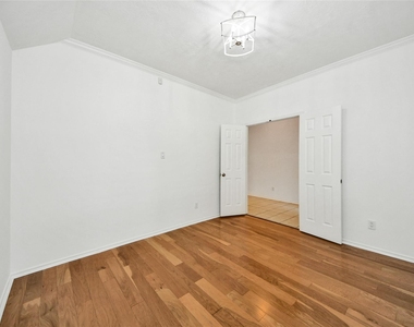 10 Delphinium Place - Photo Thumbnail 24