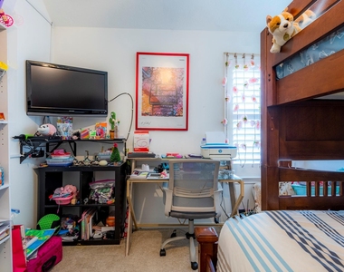 10 Delphinium Place - Photo Thumbnail 20