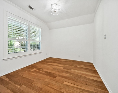 10 Delphinium Place - Photo Thumbnail 22
